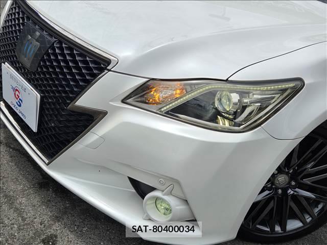 Toyota CROWN HYBRID 2014-08 8865435-19