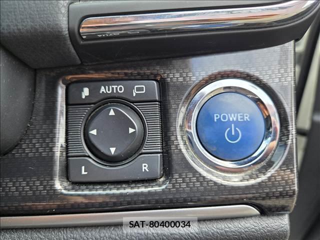 Toyota CROWN HYBRID 2014-08 8865435-9