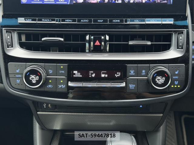 Toyota CROWN HYBRID 2022-02 8866202-17