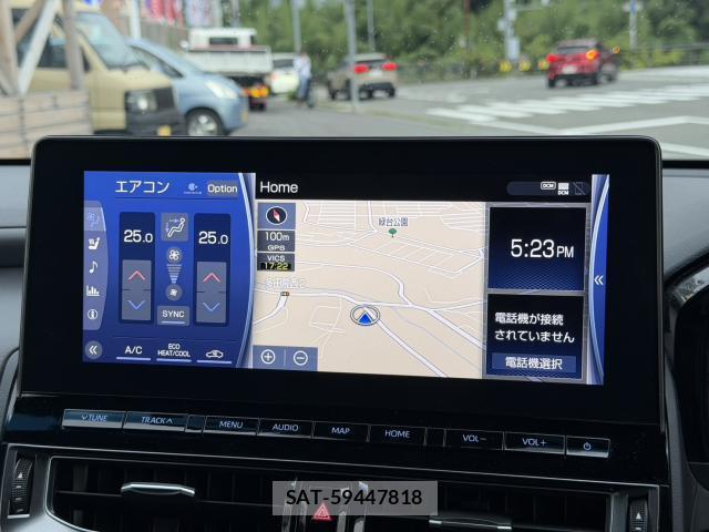 Toyota CROWN HYBRID 2022-02 8866202-18