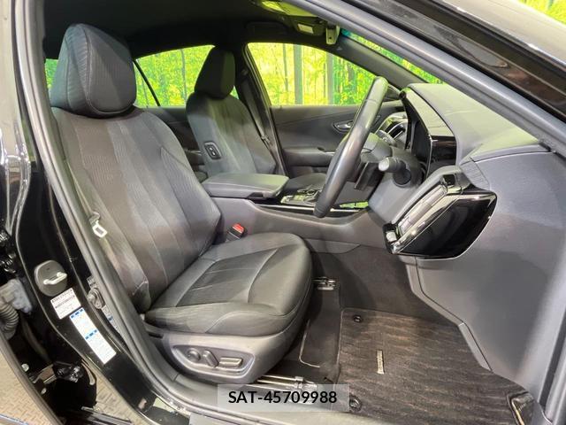 Toyota CROWN HYBRID 2019-08 8866491-8