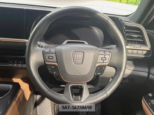 Toyota CROWN 2023-10 8865318-10