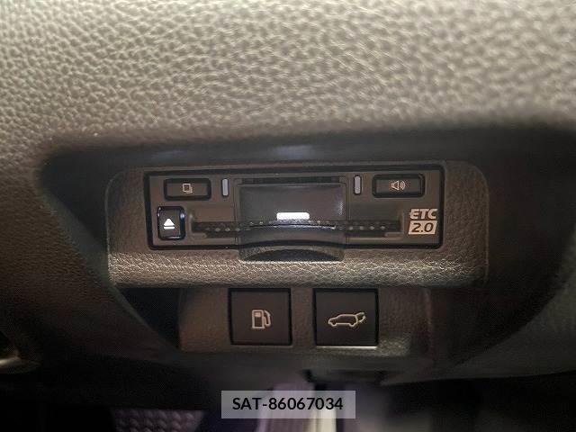 Toyota CROWN 2024-01 8867163-9