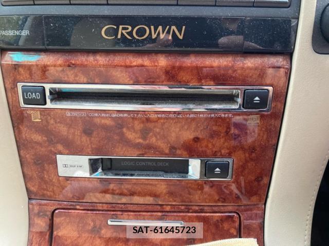Toyota CROWN 2004-05 8865868-18