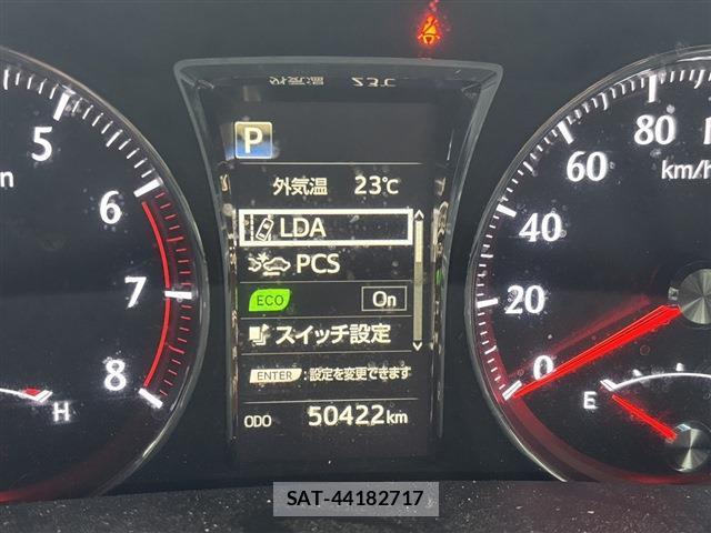 Toyota CROWN 2017-12 8866631-2
