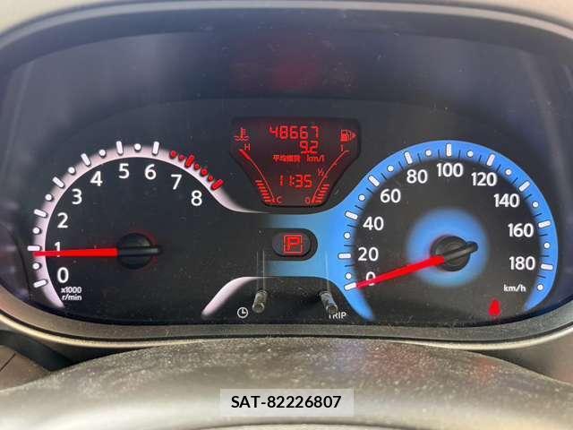 Nissan CUBE 2011-05 8866540-2