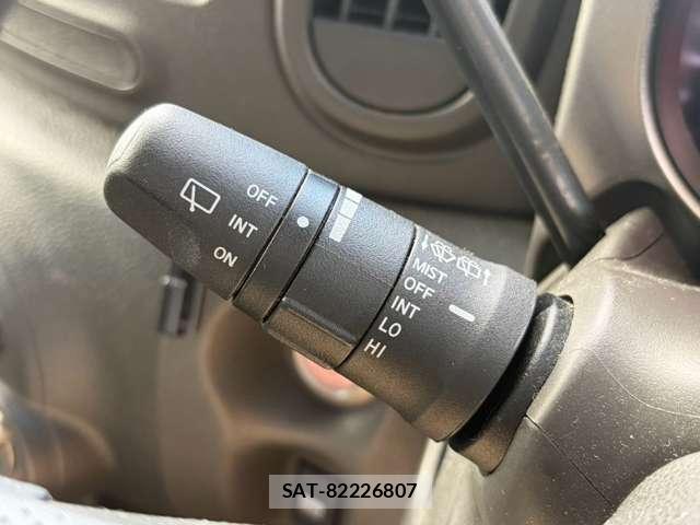 Nissan CUBE 2011-05 8866540-5