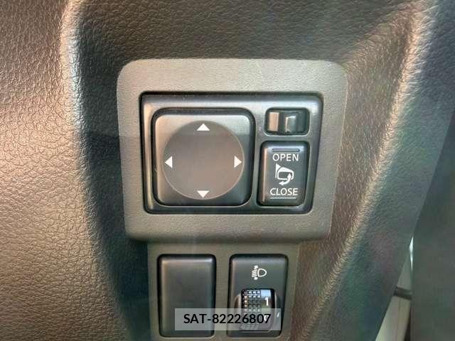 Nissan CUBE 2011-05 8866540-9