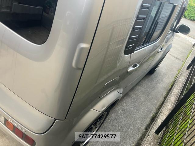 Nissan CUBE 2004-02 8866809-11