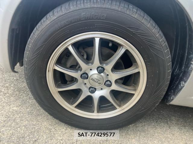 Nissan CUBE 2004-02 8866809-3