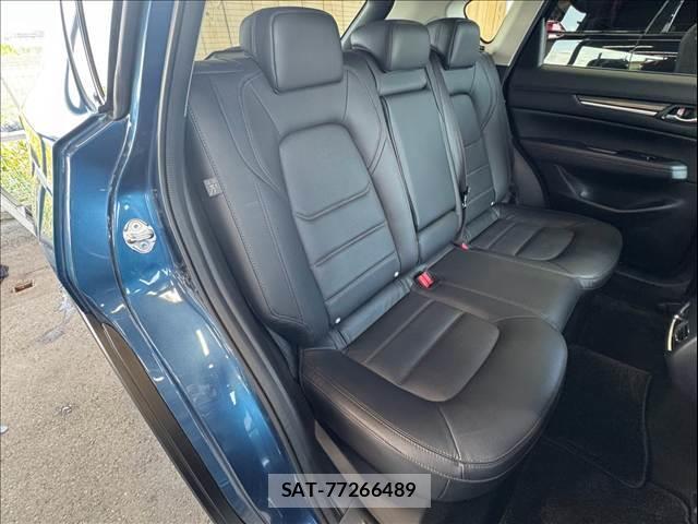 Mazda CX-5 2017-03 8867399-11