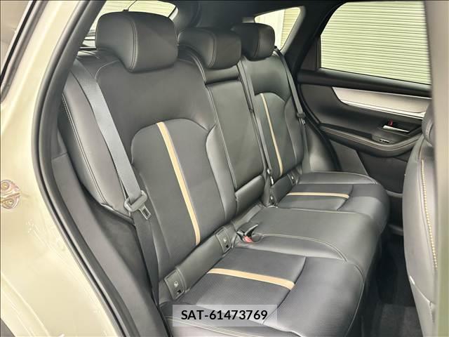 Mazda CX-60 2023-01 8866064-11