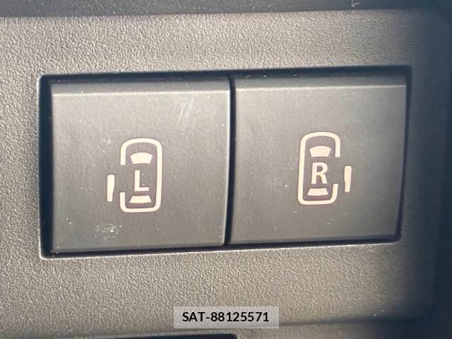 Mitsubishi DELICA 2024-03 8867387-7