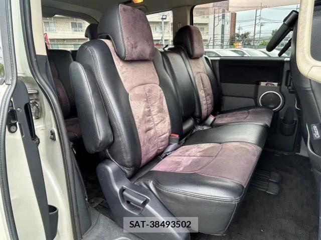 Mitsubishi DELICA 2008-06 8867282-6