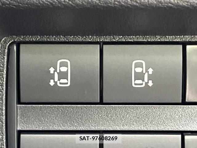 Mitsubishi DELICA MINI 2025-08 8866468-5