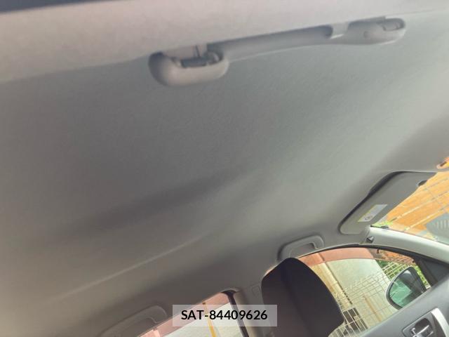 Nissan DUALIS 2011-10 8865752-15
