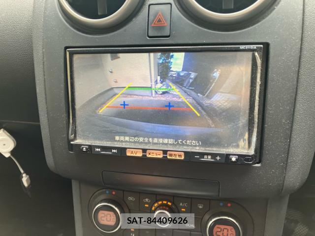 Nissan DUALIS 2011-10 8865752-16