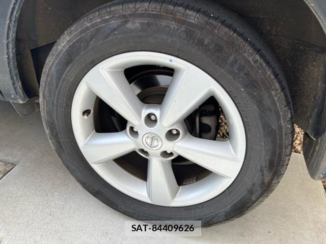 Nissan DUALIS 2011-10 8865752-4