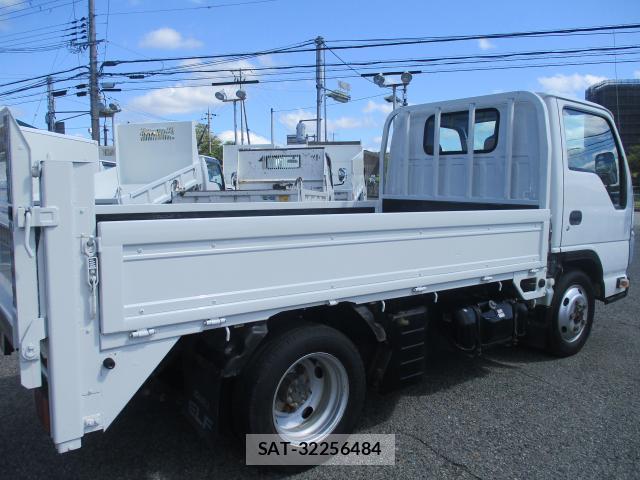 Isuzu ELF TRUCK 2016-06 8865367-14