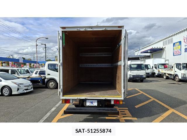 Isuzu ELF TRUCK 2012-09 8866113-6