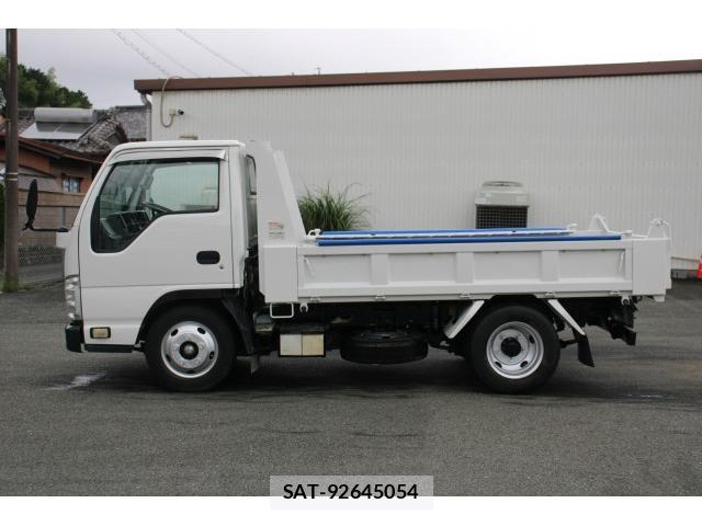 Isuzu ELF TRUCK 2012-10 8866137-5