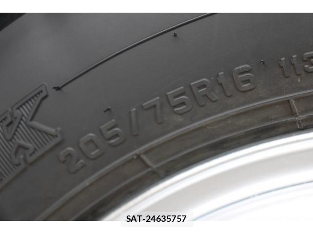 Isuzu ELF TRUCK 2018-07 8866138-18