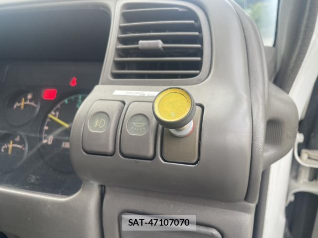 Isuzu ELF TRUCK 1995-04 8866205-14
