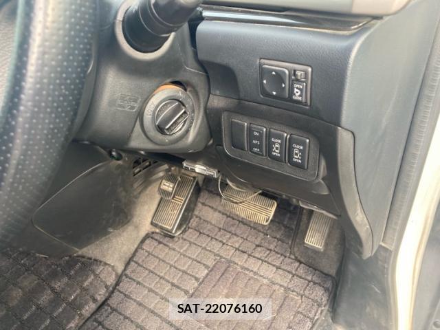 Nissan ELGRAND 2007-09 8866046-9
