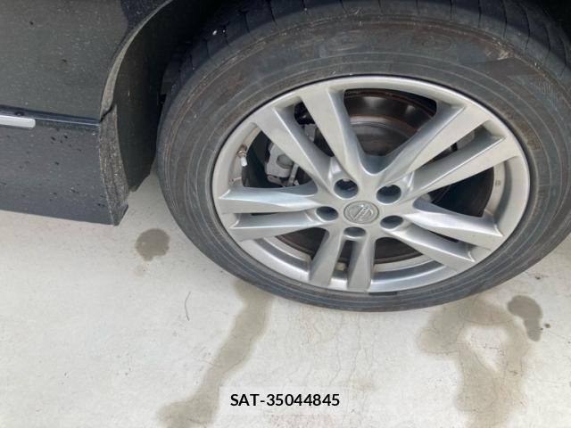Nissan ELGRAND 2013-04 8866101-6