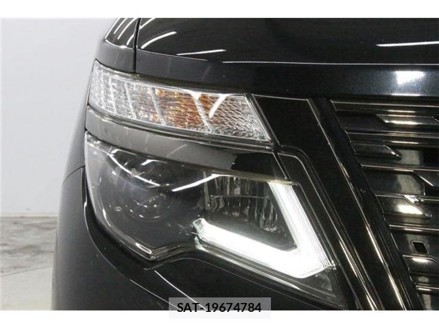 Nissan ELGRAND 2020-10 8866135-11