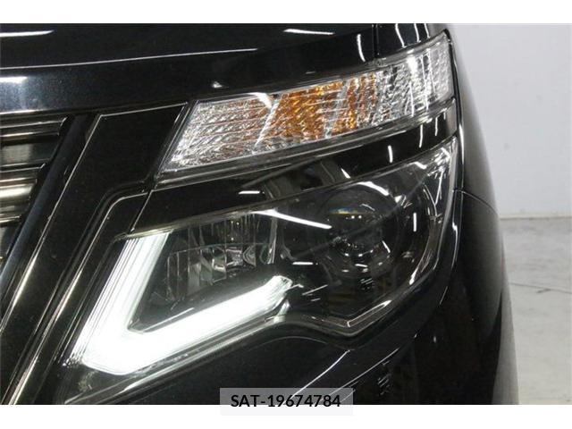 Nissan ELGRAND 2020-10 8866135-14