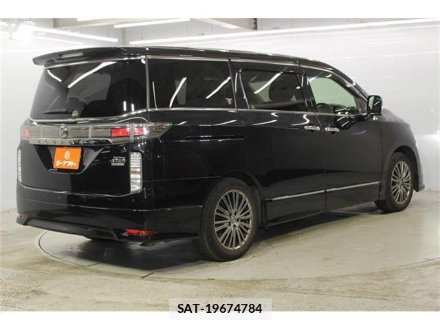 Nissan ELGRAND 2020-10 8866135-4