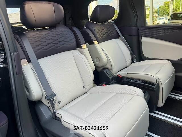 Nissan ELGRAND 2026-08 8866322-10