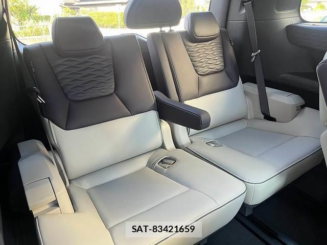 Nissan ELGRAND 2026-08 8866322-11
