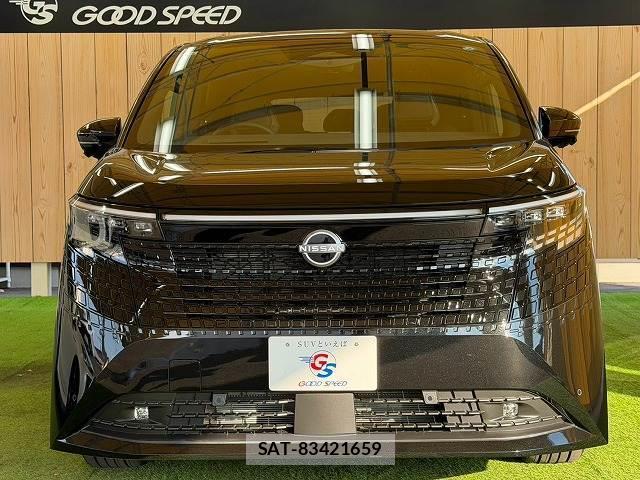 Nissan ELGRAND 2026-08 8866322-14