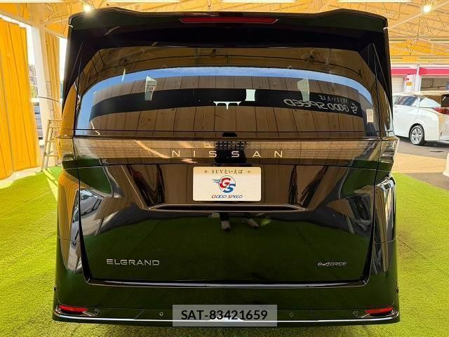 Nissan ELGRAND 2026-08 8866322-15