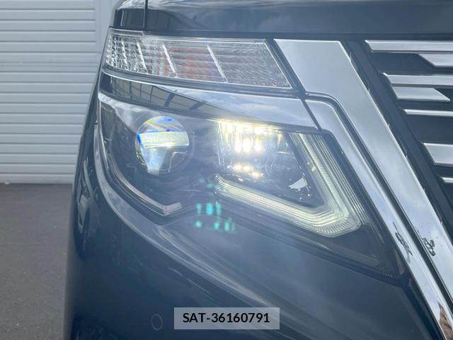 Nissan ELGRAND 2020-10 8866445-13