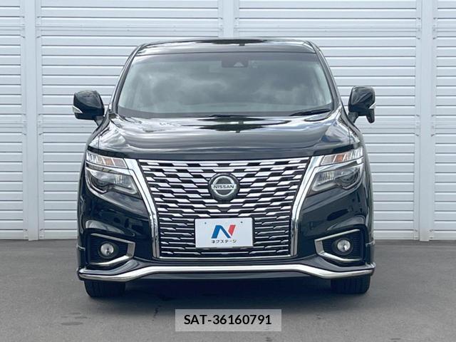 Nissan ELGRAND 2020-10 8866445-15