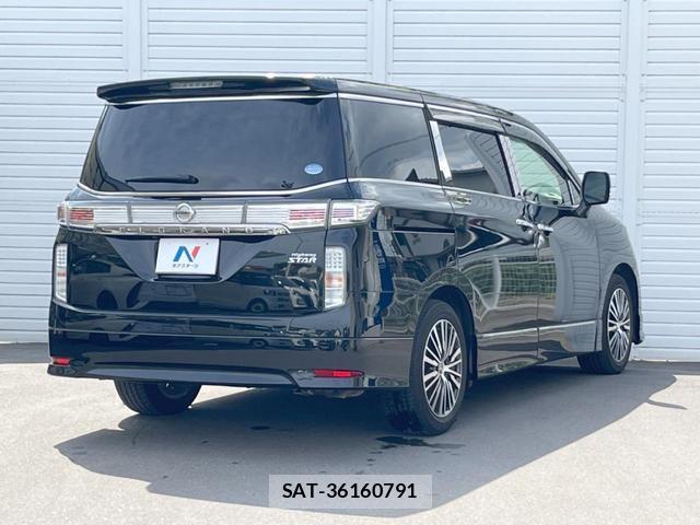 Nissan ELGRAND 2020-10 8866445-18