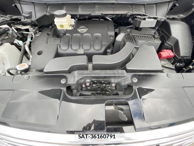 Nissan ELGRAND 2020-10 8866445-19