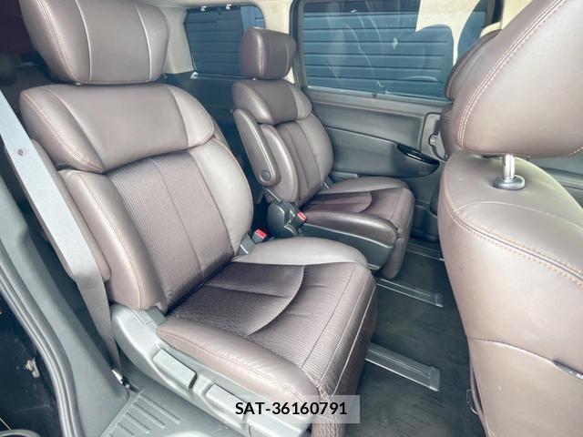Nissan ELGRAND 2020-10 8866445-9