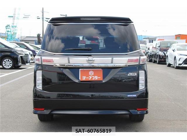 Nissan ELGRAND 2020-12 8866751-11