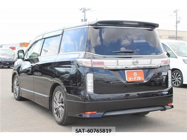 Nissan ELGRAND 2020-12 8866751-12