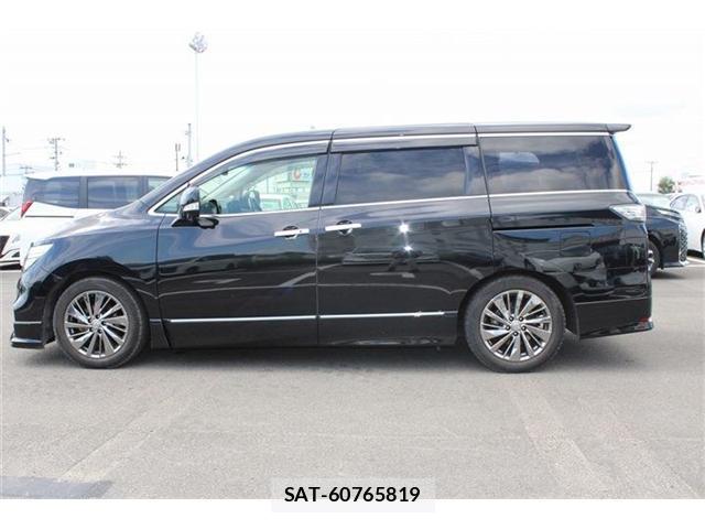 Nissan ELGRAND 2020-12 8866751-13