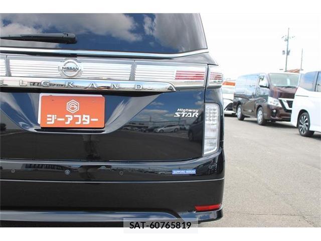 Nissan ELGRAND 2020-12 8866751-19