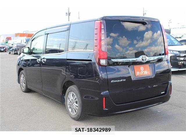 Toyota ESQUIRE 2015-01 8866752-11