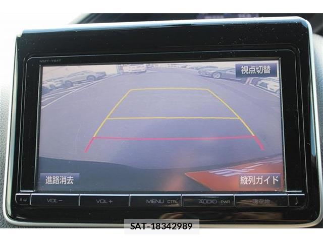 Toyota ESQUIRE 2015-01 8866752-3