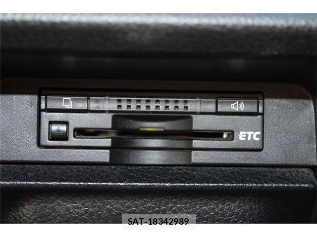 Toyota ESQUIRE 2015-01 8866752-4
