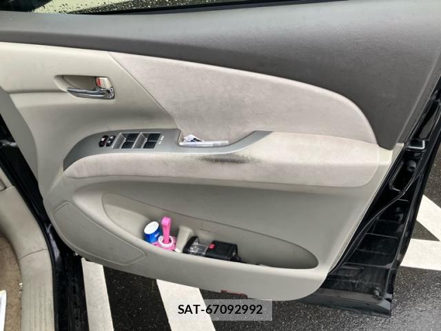 Toyota ESTIMA HYBRID 2009-11 8865979-16