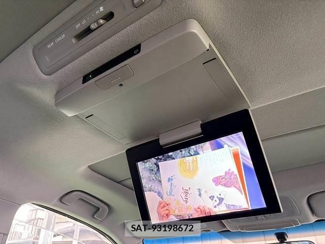 Toyota ESTIMA 2013-09 8866333-5